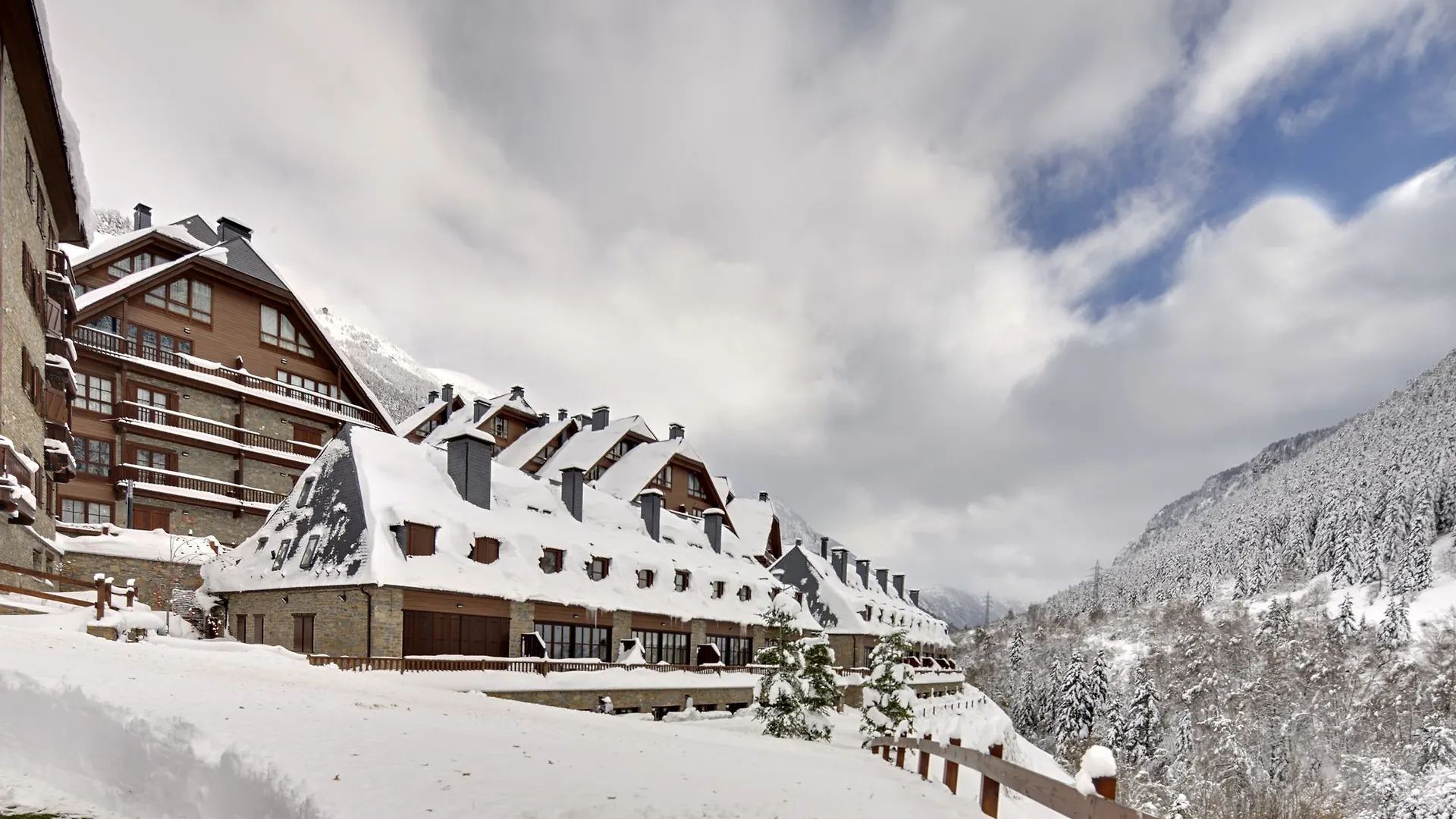 Apartment Val De Ruda Luxe 34 By Feelfree Rentals Baqueira Beret Spain